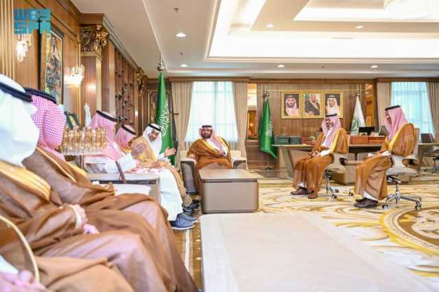 بحضور سمو نائبه.. أمير جازان يستقبل وزير الصحة