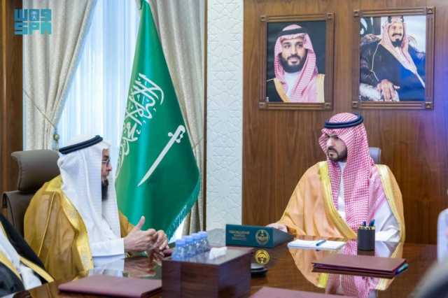 اطلع على برامجها ومبادراتها المجتمعية.. نائب أمير الشرقية يستقبل رئيس وأعضاء جمعية الرحمة الطبية