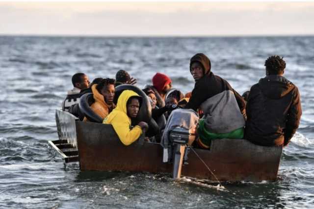 السلطات التونسية توقف مهاجراً سودانياً حاول العبور إلى إيطاليا