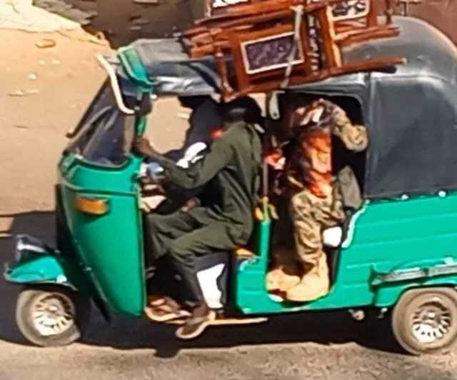 النهب في أم درمان .. شهود عيان يكشفون لـ «التغيير» عن تجارة المسروقات بواسطة عناصر من الجيش