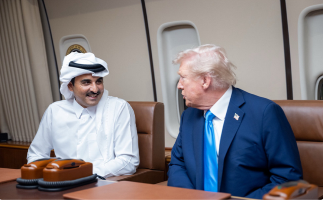 ترامب يجري مباحثات مع أمير قطر بشأن السلام في المنطقة