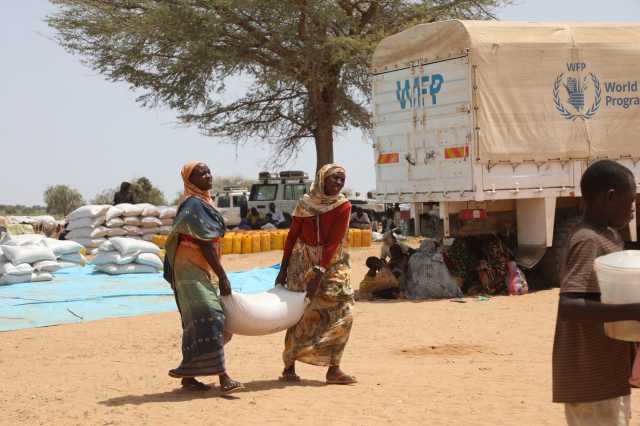 «الأغذية العالمي»: نتلقى تقارير عن أشخاص يموتون جوعاً بسبب الحرب في السودان