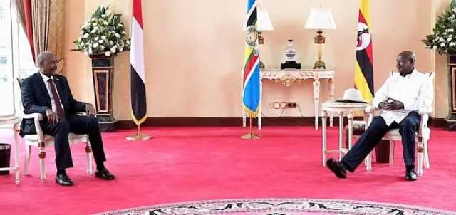 مباحثات ثنائية بين «موسيفيني» و«البرهان» في عنتيبي
