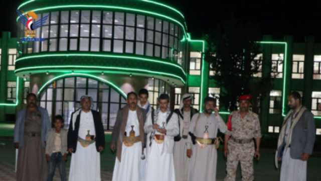 محافظ ذمار يتفقد أعمال التزيين استعداداً لإحياء المولد النبوي