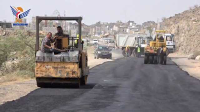 محافظ البيضاء يدشن أعمال صيانة وسفلتة طريق البيضاء – مأرب