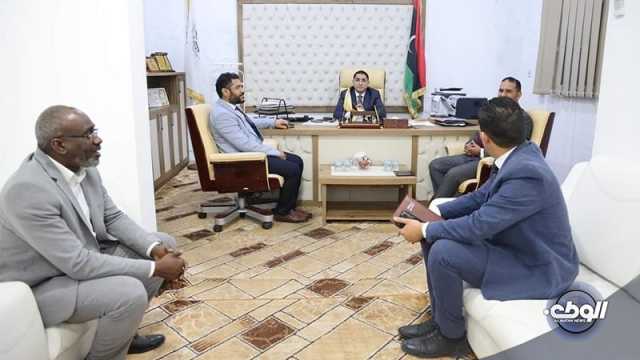 وزير العمل والتأهيل الليبي يزور مقر الهيئة العامة للتشغيل في شحات