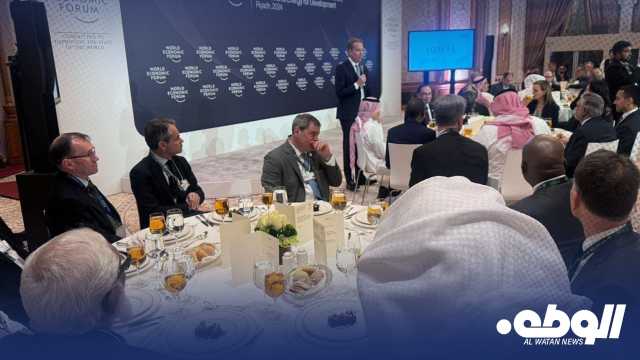 “المبروك” يشارك بجلسة حوارية للمنتدى الاقتصادي العالمي