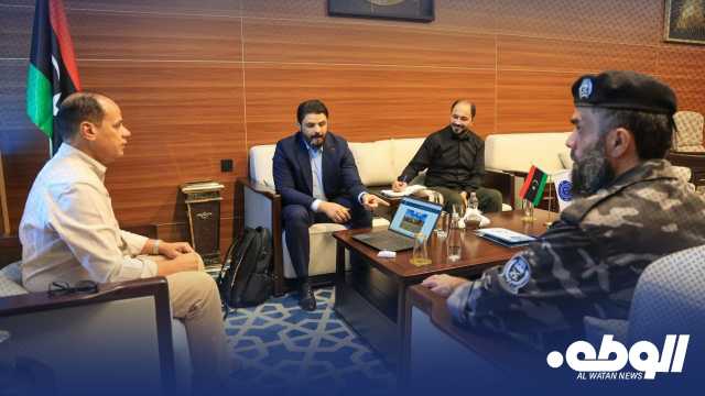 “حومة” يبحث مع وكيل عام وزارة الصحة خطة تطوير القطاع في الجنوب