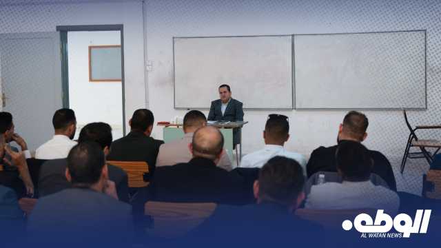 “الحويج” يلقي محاضرة تدريبية حول فنون وأساليب التفاوض لطلبة معهد الدراسات الدبلوماسية