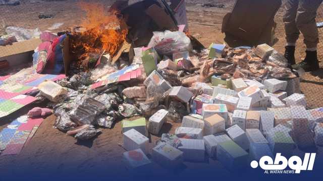إعدام كميات من دمية “لابوبو” بعد مصادرتها من بعض التجار في سبها