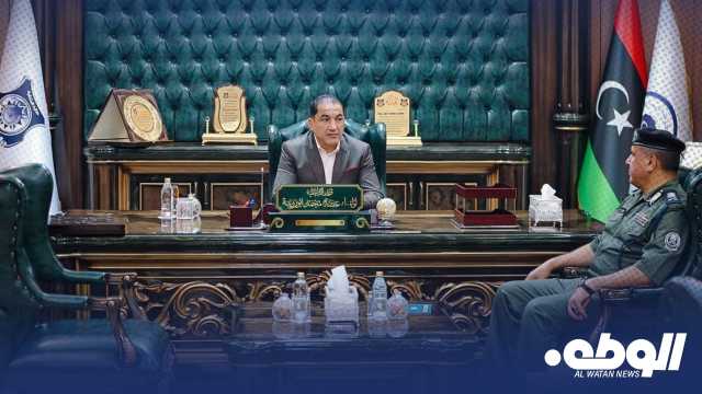 اللواء “أبوزريبة” يبحث مع مدير أمن سبها احتياجات المديرية من آليات ودعم لوجستي