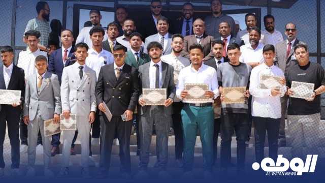 رئيس المؤسسة الوطنية للنفط يشارك في تخريج دفعة جديدة بمعهد أجدابيا