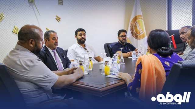 فريق من بعثة الأمم المتحدة يناقش سبل توحيد المؤسسات وإجراء انتخابات وطنية