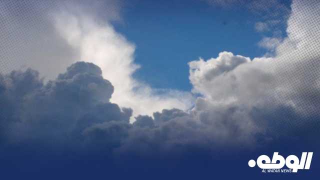 الأرصاد الجوية: أجواء معتدلة مع سحب متفرقة وأمطار خفيفة على مناطق الشمال