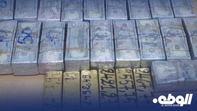 إحباط محاولة تهريب عملة أجنبية وسبائك ذهب عبر منفذ رأس اجدير