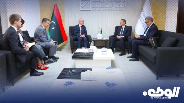 “السايح” يبحث مع فرنسا الاستعدادات الخاصة بالعملية الانتخابية