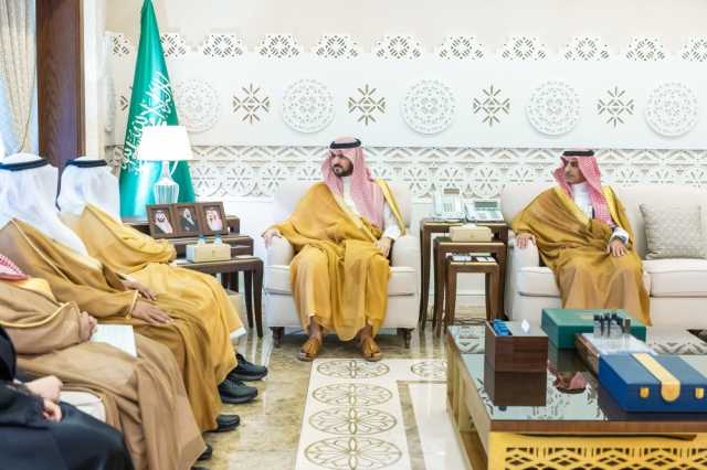 نائب أمير الشرقية يستقبل نائب وزير البيئة ويطلع على مشاريع الوزارة بالمنطقة