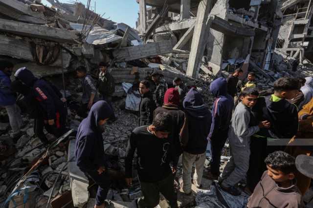 استشهاد 34 فلسطينيًا وإصابة العشرات في قصف الاحتلال على غزة اليوم