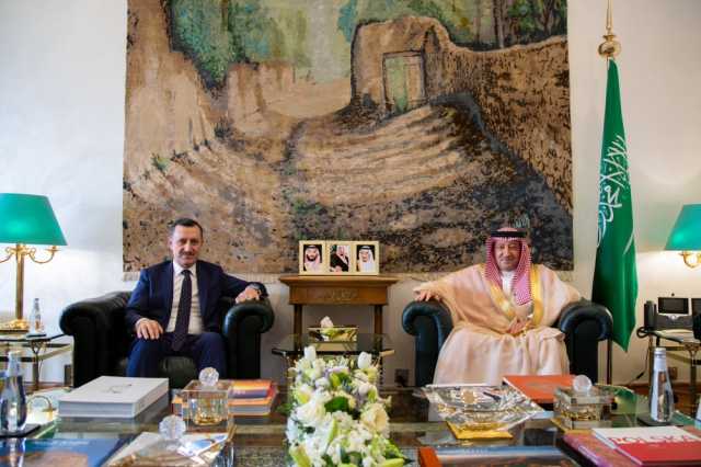 الخريجي يستعرض سبل التعاون مع سفير تركيا لدى المملكة