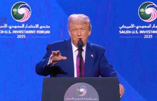 'ترامب' يجتمع مع الرئيس السوري في الرياض قبيل القمة الخليجية الأمريكية