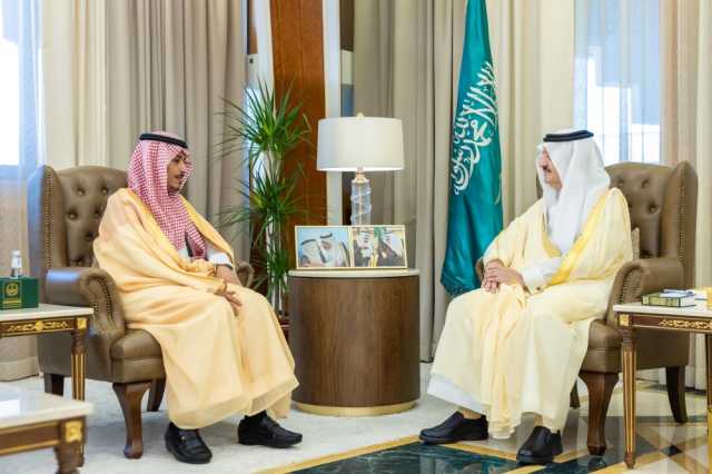 أمير الشرقية يستقبل رئيس نادي المسؤولية الاجتماعية