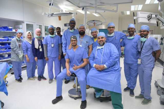 'الملك عبدالله' الطبية تُجري أول عملية روبوتية في جراحة الصدر