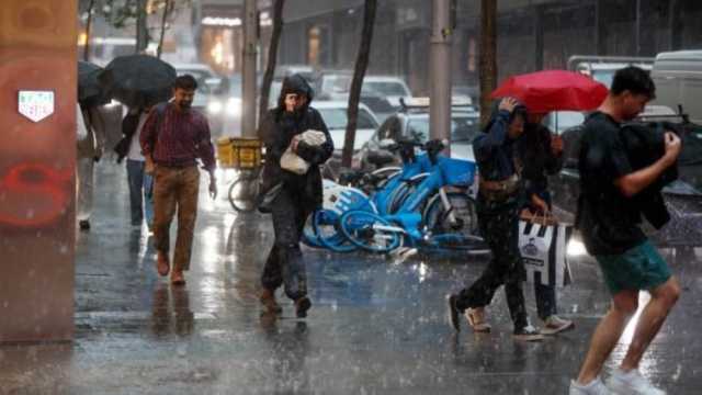 أستراليا.. الأمطار والفيضانات تقتل شخص وتقطع السبل بـ50 ألفًا