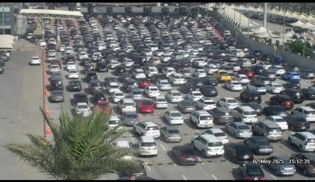 ازدحام على جسر الملك فهد.. وزمن الانتظار يتجاوز 37 دقيقة