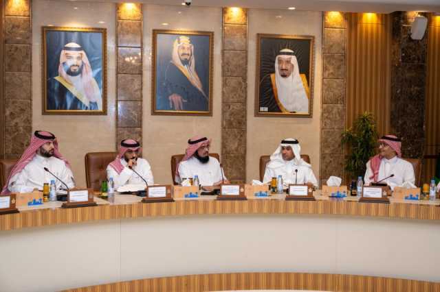 أمانة الشرقية تبحث سبل تطوير مشاركة القطاع الثالث في المنطقة