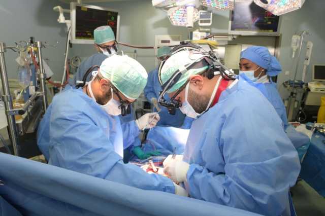 نجاح عمليتين لزراعة مضخات قلبية في مدينة الملك عبد الله بمكة