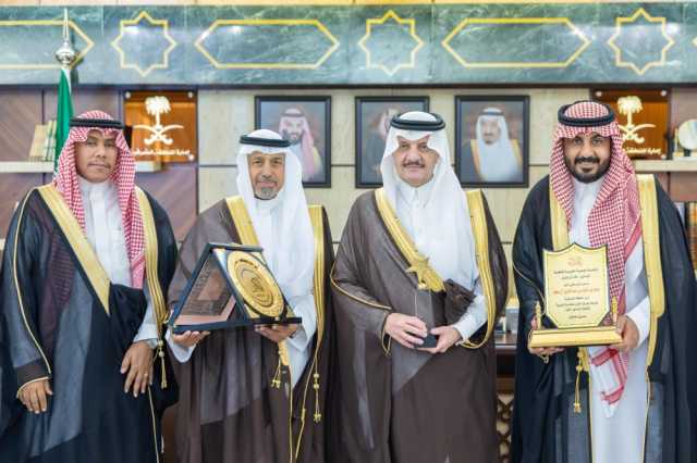 أمير الشرقية يستقبل أعضاء 'نقاء' لفوزها بجوائز عربية في مكافحة التدخين