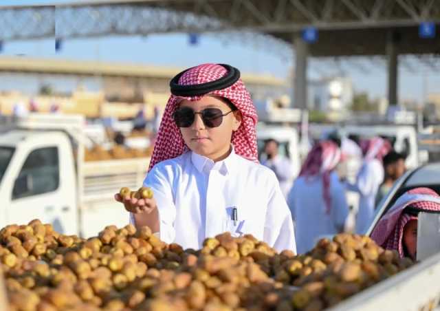 'كرنفال بريدة'.. منصة عملية لبناء جيل جديد في أسواق التمور