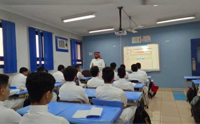'التعليم' تُوقف نظام الانتساب لطلاب 'سن الانتظام' وتعيد المنتسبين