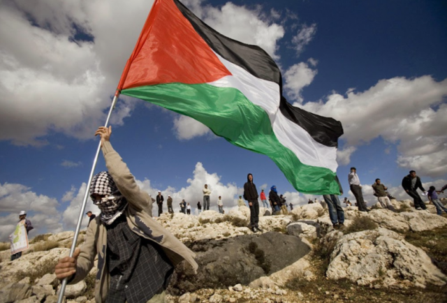 حركة “حماس” في يوم الأرض: لا سبيل إلى تحرير فلسطين إلا بترسيخ المقاومة الشاملة