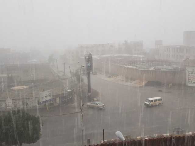أمطار رعدية غزيرة متوقعة على عدد من المحافظات اليمنية خلال الساعات القادمة