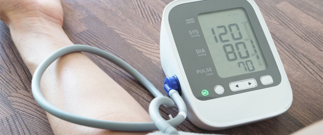 ارتفاع ضغط الدم الكاذب: ما هي أسبابه وهل يتطلب علاج؟