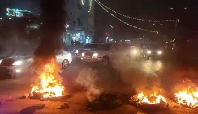 السعودية تحرض المحتجين الغاضبين من أبناء عدن بإقتحام مقرات الانتقالي والقاء القبض على قياداته (تفاصيل)