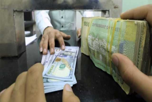 مستجدات أسعار الصرف مساء اليوم الثلاثاء في كل من صنعاء وعدن