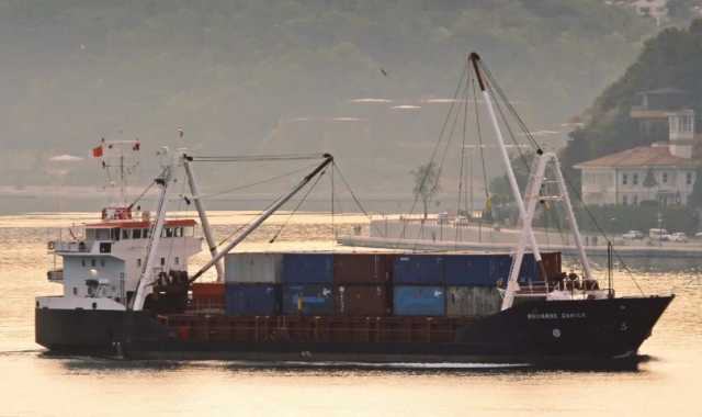 إسبانيا تمنع سفينة تحمل شحنة أسلحة إلى “إسرائيل” من الرسو في موانئها