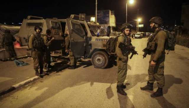 إصابة شاب فلسطيني واعتقال آخرين في الضفة والقدس المحتلتين