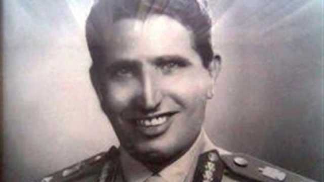 يمانيون في موكب ثورة 26 سبتمبر 1962م .. الفريق حسن العمري