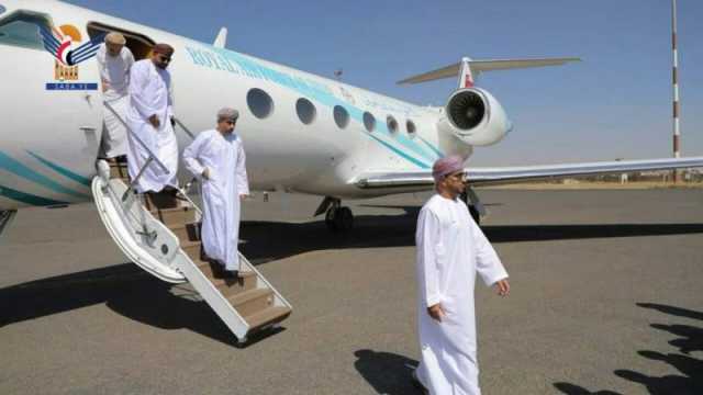 قيادي حوثي يكشف الهدف الحقيقي لزيارة الوفد العماني إلى صنعاء