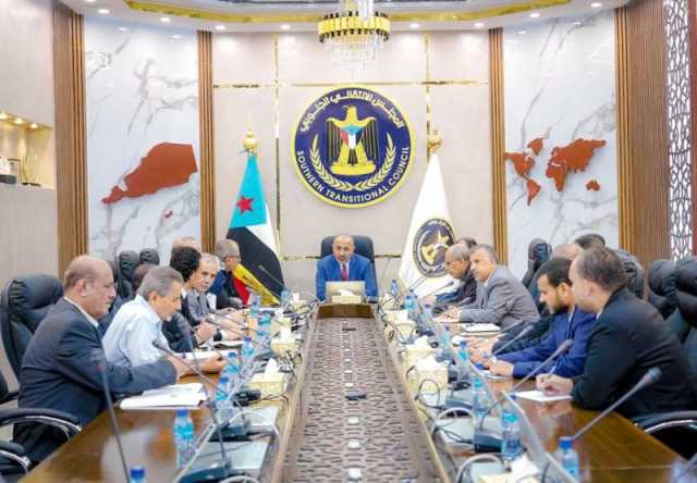 الإنتقالي يوجه دعوة جديدة لرجال الأعمال ويحذر من خطر جرف النقد الأجنبي