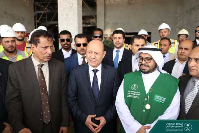 الرئيس العليمي يوجه بالإفراج الفوري عن كاتب صحفي معتقل في مأرب