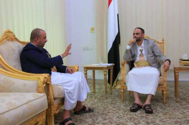 فضيحة مدوية.. قيادي حوثي بارز ينهب مساعدات إغاثية ويبيعها باسم شركة تجارية شهيرة بقيمة 158 مليون دولار ”وثائق”