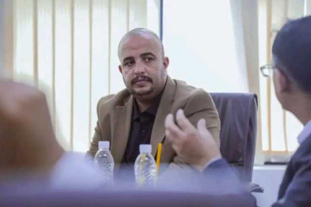 بالوثائق.. قيادي حوثي يحصل على 160 مليون دولار من المنظمات الأممية