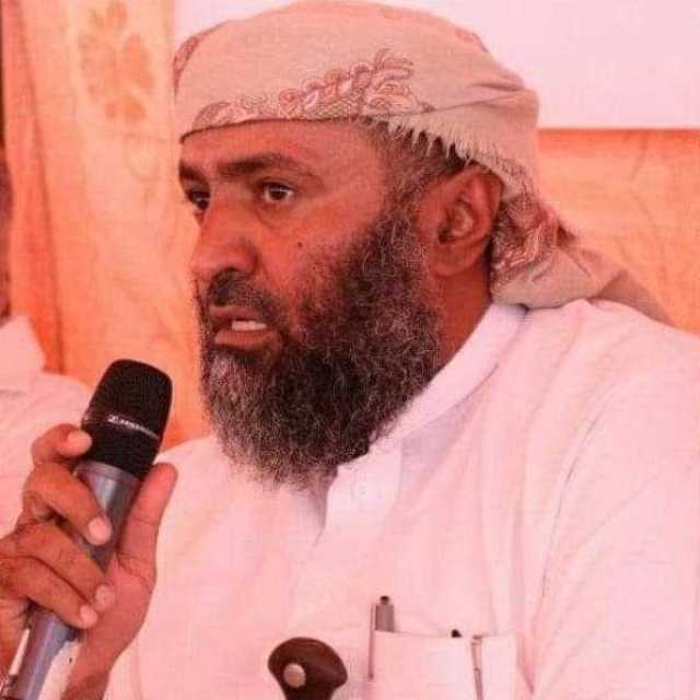 ضربة قوية للانتقالي.. شيخ مشايخ يافع يصل السعودية وينضم لـ”مجلس حضرموت الوطني”