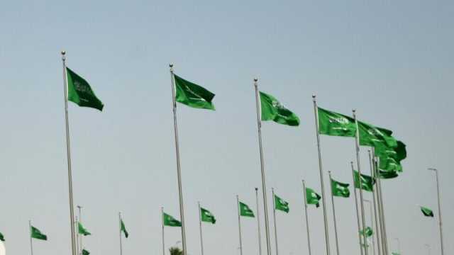 السعودية وأمريكا توقعان مذكرة تفاهم لتأسيس ممرات عبور خضراء عابرة للقارات