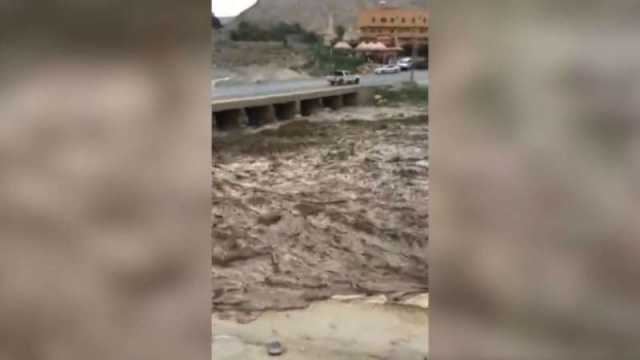 كأنه مشهد من نهاية العالم.. العاصفة دانيال تجرف مبان كاملة وتقتل الآلاف في ليبيا ”فيديو”