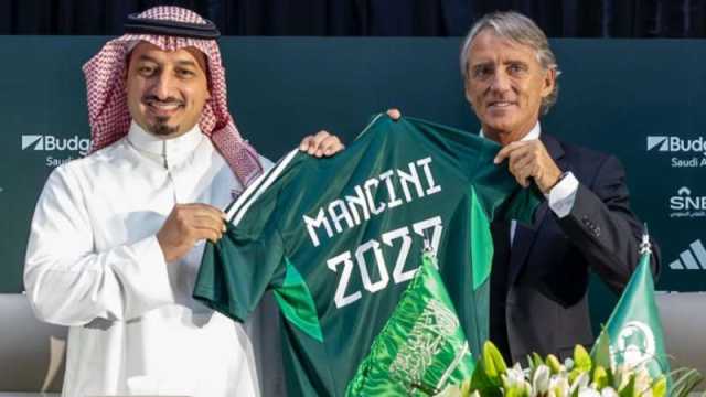 الاتحاد السعودي يحسم مصير مانشيني بعد ”البداية الكارثية”